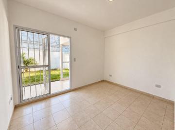 rs:fjzqdey8icztky475h7j1hvp · Alquiler | 2 Ambientes Pb con Jardín + Garage | Martin Coronado