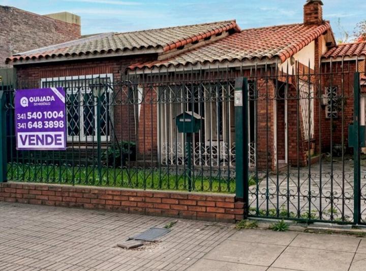 Casa · 100m² · 5 Ambientes · 1 Cochera