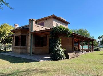 Casa · 127m² · 3 Ambientes · Venta Casa Villa Rumipal