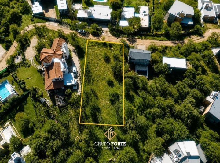 Terreno · 938m²