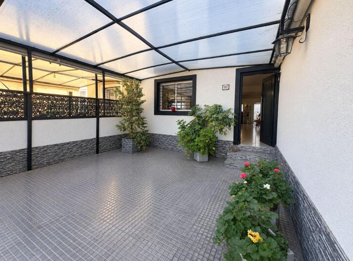 Casa · 118m² · 5 Ambientes · 1 Cochera