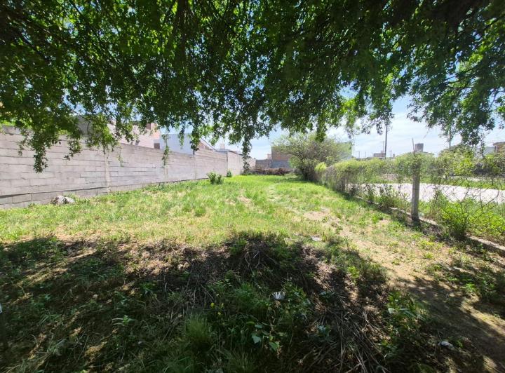 Terreno · 275m²