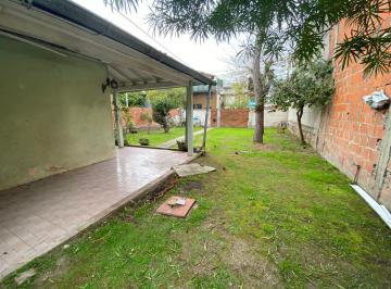Casa · 200m² · 4 Ambientes · 3 Cocheras · Venta de 3 Casas en Pacheco
