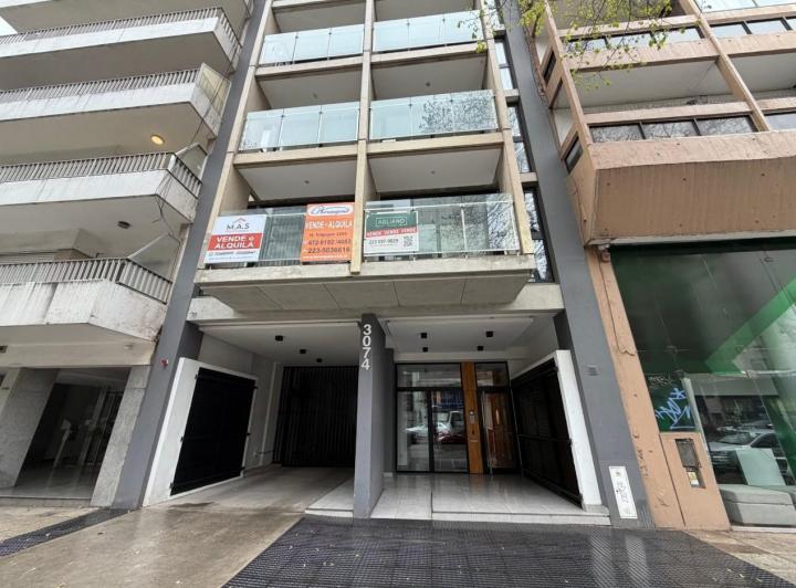 Departamento · 80m² · 2 Ambientes · 1 Cochera