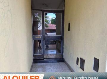Departamento de 3 ambientes, La Plata · Departamento 1 Dormitorio en Primer Piso por Escalera, a Pasos de Plaza Belgrano y Plaza Azcuenaga