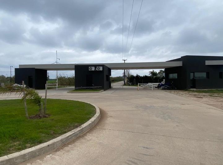 Terreno · 700m²