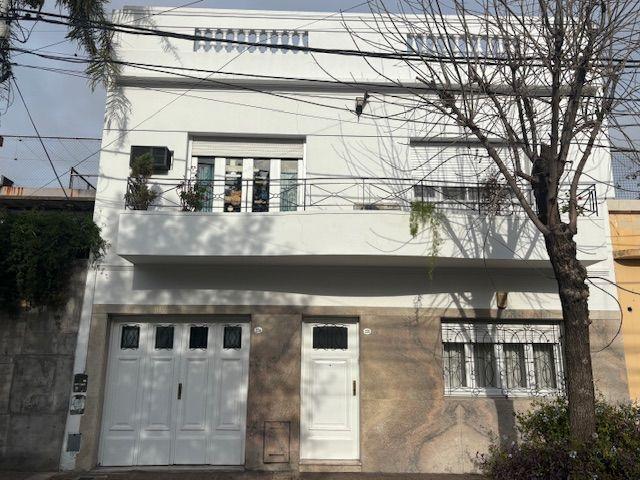 Casa · 163m² · 5 Ambientes · 1 Cochera