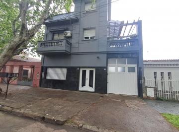 PH · 80m² · 3 Ambientes · 1 Cochera · PH de 110 m² en Alquiler Moron