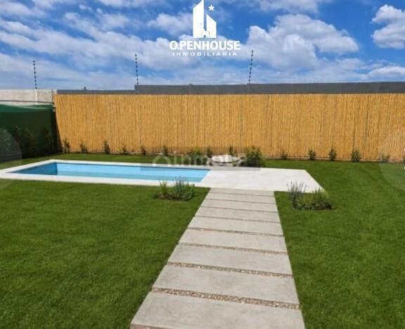 Casa · 185m² · 2 Dormitorios · 1 Cochera