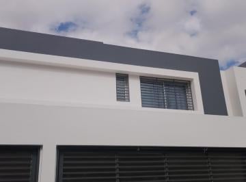 PH · 150m² · 6 Ambientes · 2 Cocheras · Alquiler Duplex en Jardines del Jockey