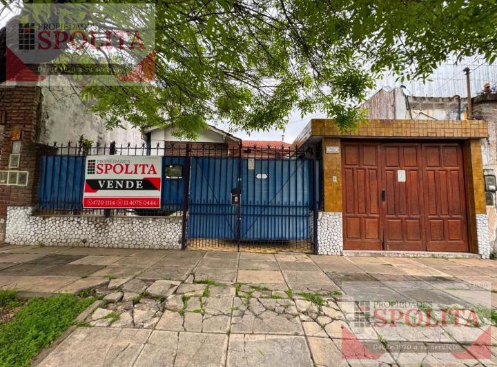 Casa · 96m² · 3 Ambientes · 2 Cocheras
