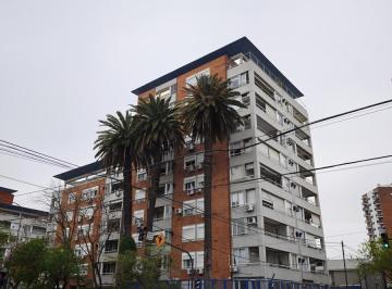 Departamento · 46m² · 2 Ambientes · Alquiler 2 Ambientes, Balcón, Lavadero. Luminoso. Pileta. Seguridad. Boyaca 1800. Paternal.