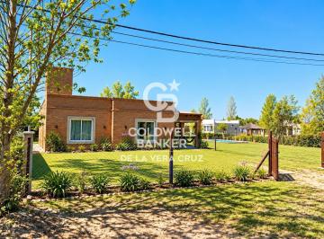 Quinta vacacional · 72m² · 3 Ambientes · 1 Cochera · Quinta a Estrenar en Lagos del Leyes