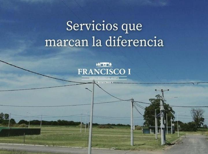Terreno · 300m²