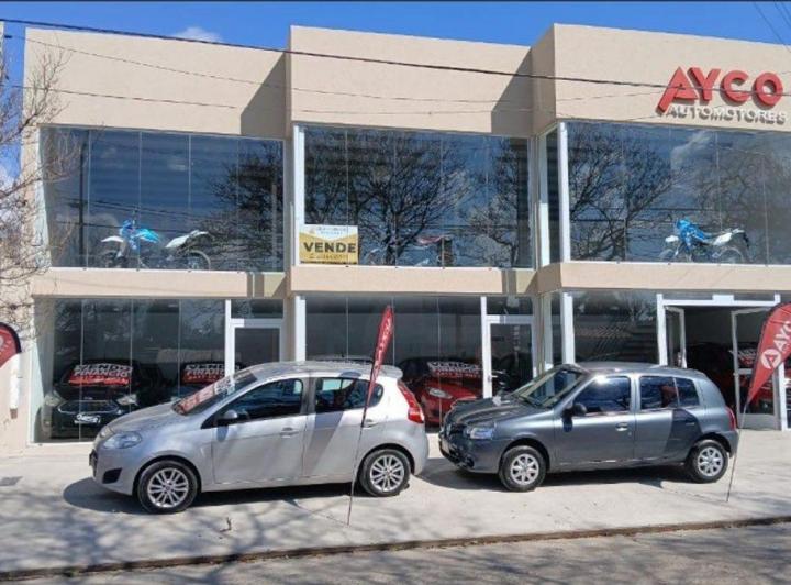Local comercial · 130m² · 2 Cocheras