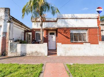 PH · 102m² · 2 Ambientes · 1 Cochera · Venta PH 2 Amb + Galpón en Remedios de Escalada