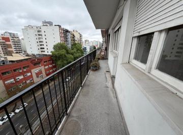 Departamento de 4 ambientes, Caballito · Venta 4 Amb en Primera Junta, Todo Luz Natural!