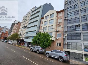 Oficina comercial · 72m² · 5 Ambientes · 2 Cocheras · Alquiler - Oficina 5 Privados - Cocheras 2 - Bauleras 2 - Neuquén Centro Leloir 251
