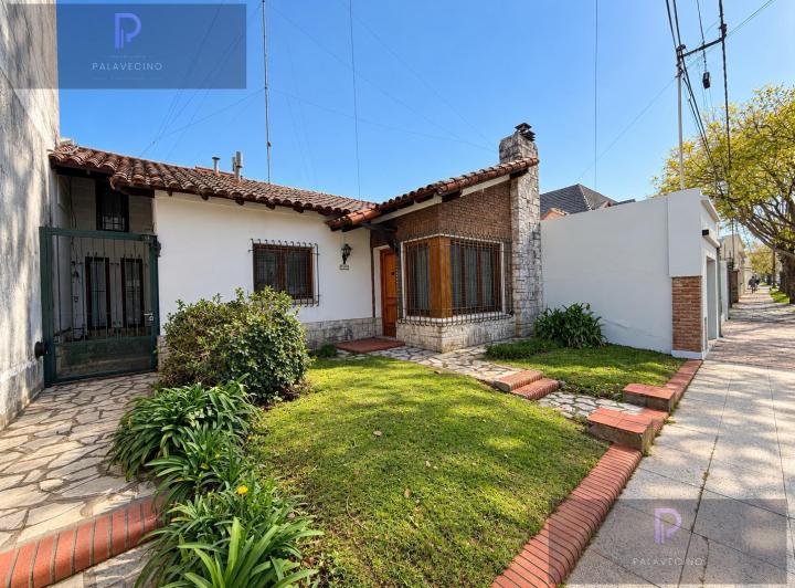 Casa · 136m² · 4 Ambientes · 1 Cochera