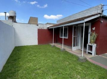 Casa de 6 ambientes, Avellaneda · Venta Lote con Dos Departamentos, Piñeyro, Avellaneda