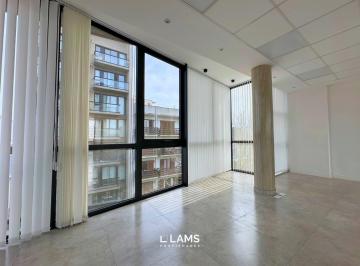 Oficina comercial · 110m² · 1 Ambiente · Alquiler 24/36 Meses - Excelente Oficina de 110 m² - Zona Aldrey