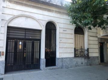 Casa · 160m² · 5 Ambientes · 1 Cochera · Casa en Alquiler Uso Comercial o Profesional