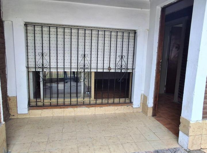 Casa · 80m² · 5 Ambientes · 1 Cochera