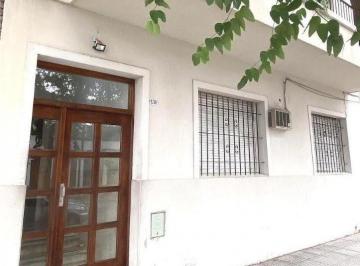 Departamento · 44m² · 3 Ambientes · Depto 3 Amb - (1er Piso X Escalera) Recien Pintado - Floresta Norte