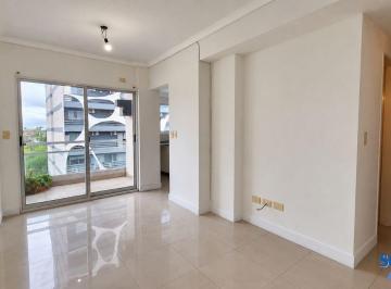 Departamento · 35m² · 2 Ambientes · Departamento con Balcón Al Frente en Alquiler en Sáenz Peña, Tres de Febrero