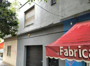 Departamento de 3 ambientes, Almirante Brown · Amplio Departamento con Terraza en Alquiler