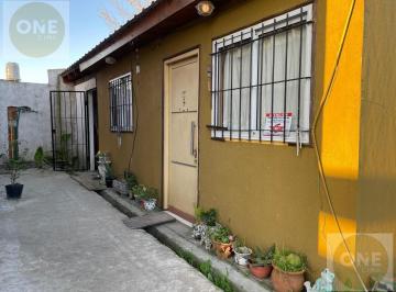 Casa · 166m² · 4 Ambientes · 2 Cocheras · Casa con Lote de 10 X 50 City Bell