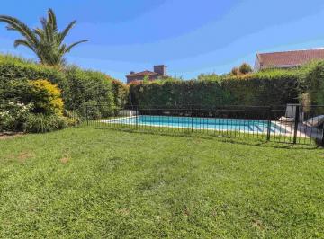 Casa · 167m² · 5 Ambientes · 2 Cocheras · Casa en Alquiler Barrio Los Alamos Tigre