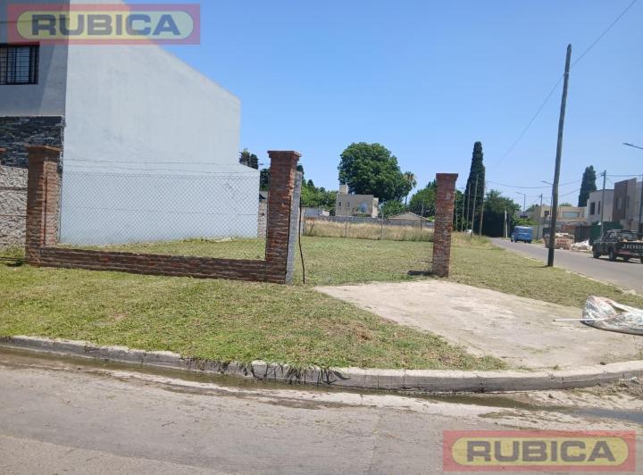 Terreno · 270m²
