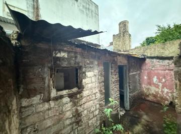 PH · 54m² · 1 Ambiente · PH a Reciclar en Echesortu