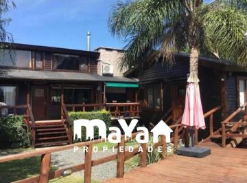 Casa · 200m² · 5 Ambientes · 3 Cocheras · Cabaña en Yacht Club Guazú – Ibicuy