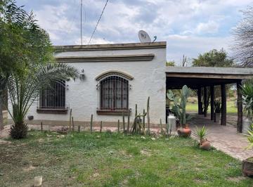 Casa · 298m² · 7 Ambientes · 2 Cocheras · Casa con 2 Cabañas y Pileta en 6.400 m²