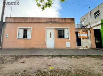 Casa · 61m² · 2 Ambientes · Casa en Barrio Fátima