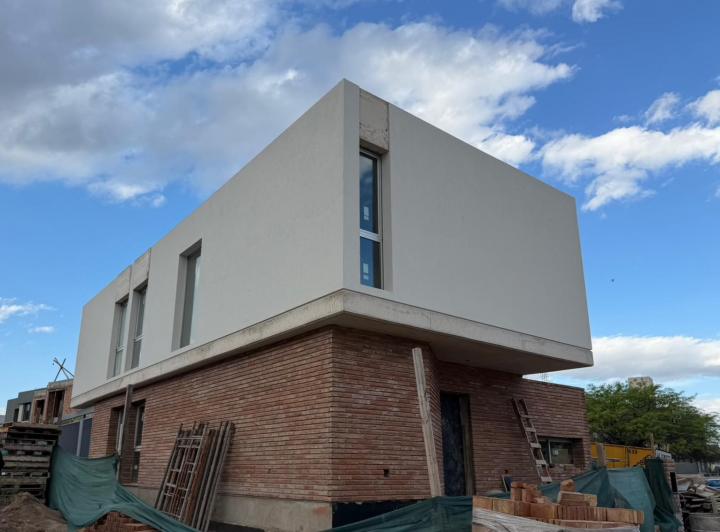 Casa · 140m² · 3 Dormitorios