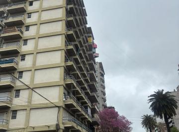 Departamento · 25m² · 1 Ambiente · Departamento Monoambiente con Balcón Al Frente Sobre Av Francia a m de La Facultad de Medicina