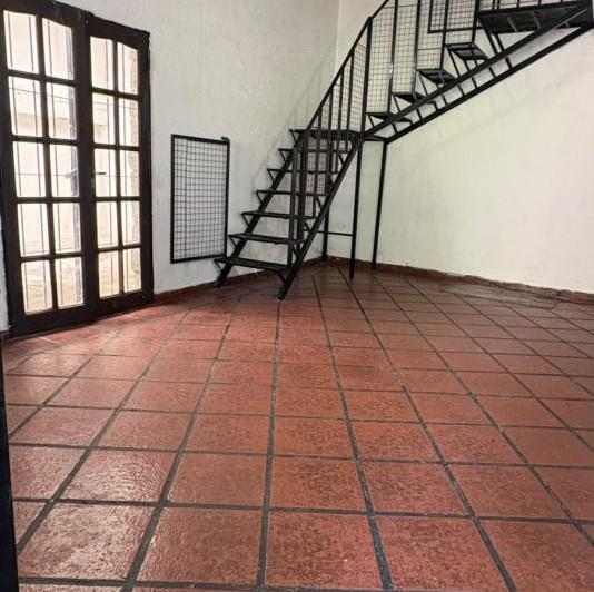 Casa · 120m² · 5 Ambientes · 1 Cochera