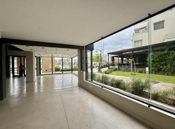 Local comercial · 300m² · Alquiler de Local con Dos Plantas y Terraza Exlcusiva en Bahia Grande Nordelta