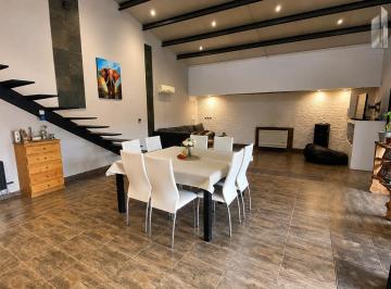 Casa · 150m² · 3 Ambientes · 3 Cocheras · Venta / Permuta Casa 2 Dorm. - Apto Credito - Senillosa - Nqn