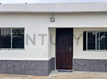 Casa · 55m² · 4 Ambientes · Alquiler/a Estrenar/2 Dorm./patio/lugar Para Auto/excelente Ubicacion!