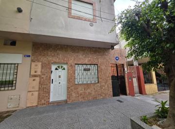 Casa · 60m² · 3 Ambientes · Casa en Venta en Caseros en PH Al Fondo de 4 Ambientes F: 11313