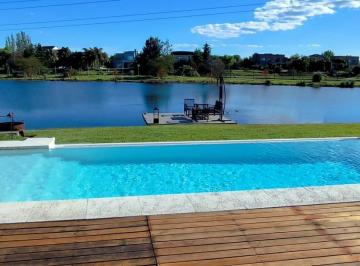 Casa · 220m² · 5 Ambientes · 4 Cocheras · Casa en Alquiler de Verano, Barrio Cerrado San Gabriel, Villanueva, Tigre