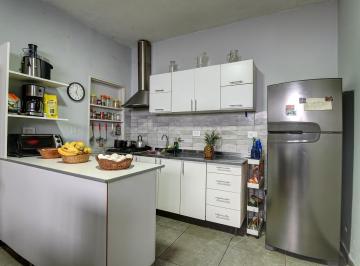 PH · 84m² · 4 Ambientes · PH en Venta - 4 Ambientes - Terraza - Villa Crespo