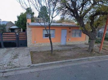 Casa de 3 ambientes, Cipolletti · Casa en Venta 80 m² - B° Arevalo Cipolletti