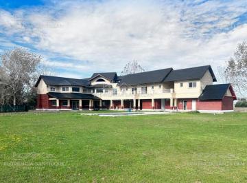 Quinta vacacional · 937m² · 20 Ambientes · 4 Cocheras · Casa en Venta en San Vicente, G. B. a. Zona Sur, Argentina