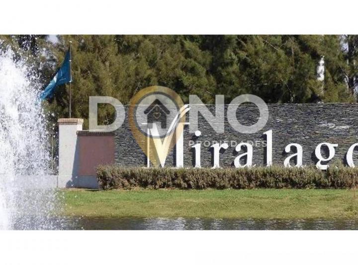 Terreno · 1708m²