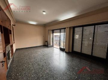 Departamento · 70m² · 4 Ambientes · Departamento en Lomas del Mirador